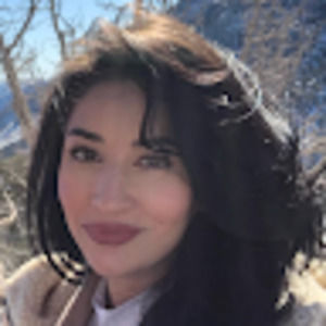 Meet your Posher, Yannet